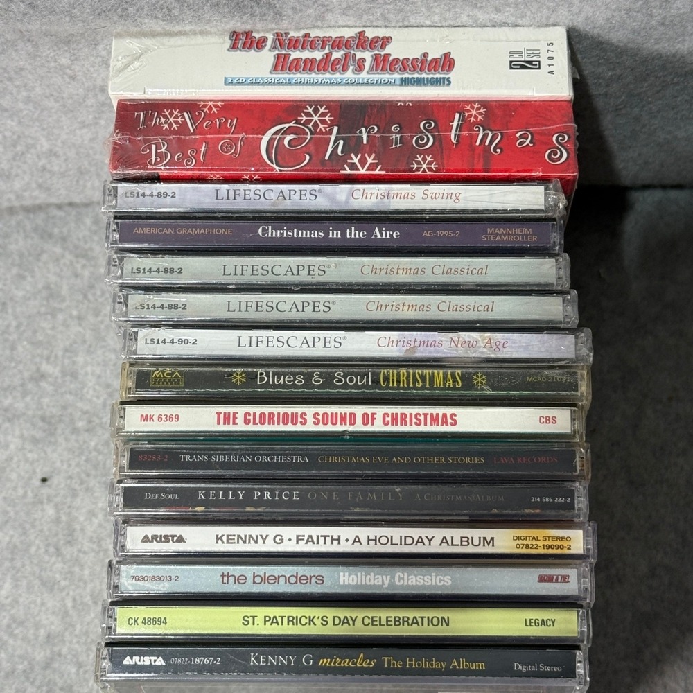 Lot of 15 Christmas Holiday CDs Kenny G TSO Lifescapes Mannheim Steamroller